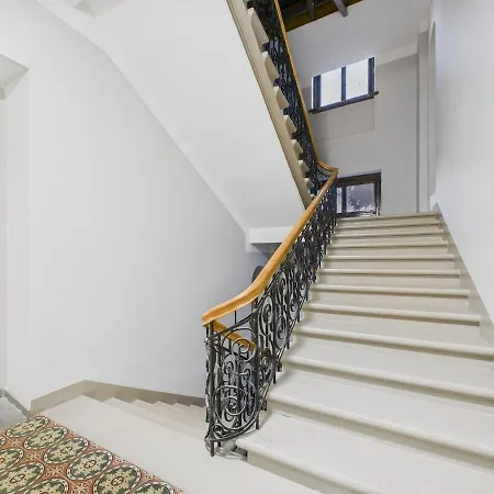 Vibrant Centre - Near Station דירה ריגה