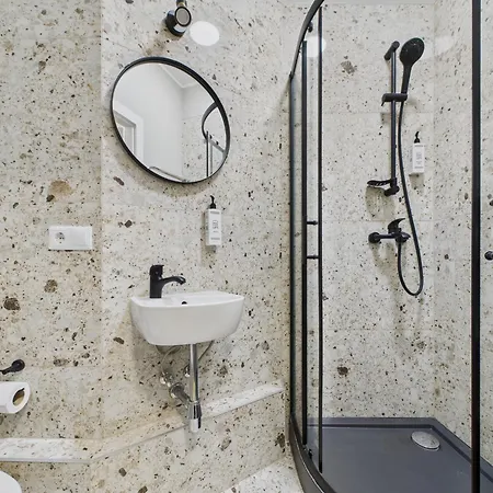 Dzīvoklis Vibrant Centre - Near Station