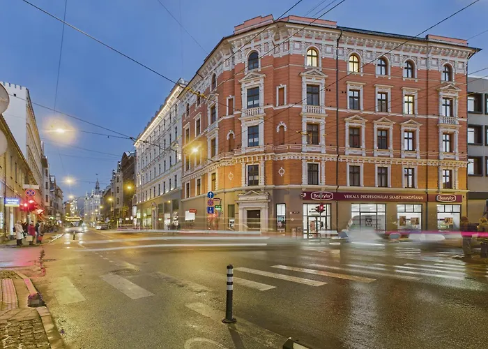 Dzīvoklis Vibrant Centre - Near Station *