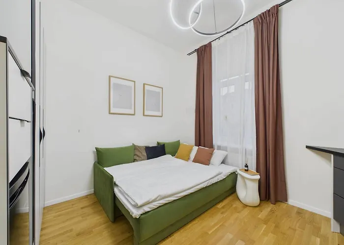 Dzīvoklis Vibrant Centre - Near Station *